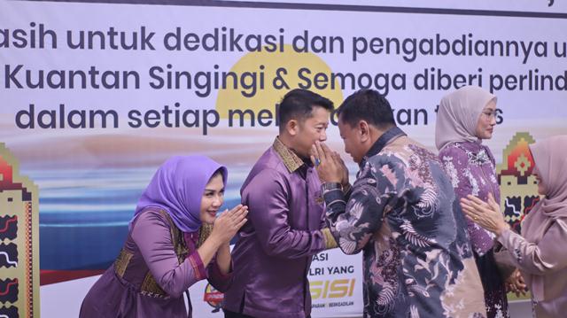 Pisah Sambut Kapolres Kuansing Berlangsung Hangat, Bupati Apresiasi Kinerja AKBP Angga