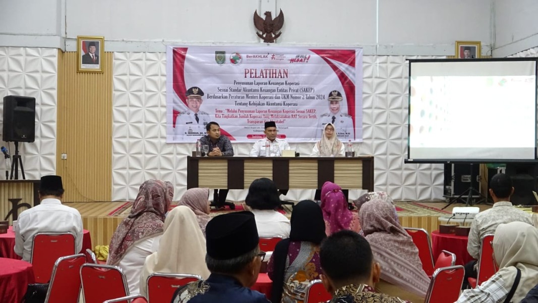 Bupati Inhil Dorong Koperasi Terapkan SAKEP Mulai 2025