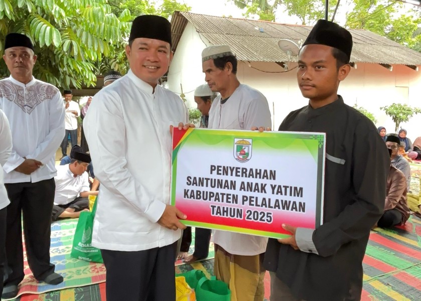 Safari Ramadan di Lalang Kabung, Wabup Husni Thamrin Buka Puasa di Rumah Warga