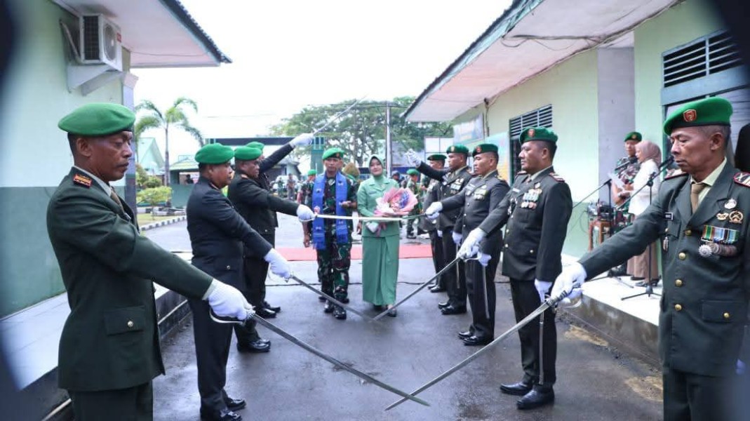 Kodim 0314/Inhil Gelar Sertijab, Letkol Inf Fikky Nur Kuncoro Jati Serahkan Tongkat Komando kepada Letkol Arm Wahib Mustofa Fathurrahman