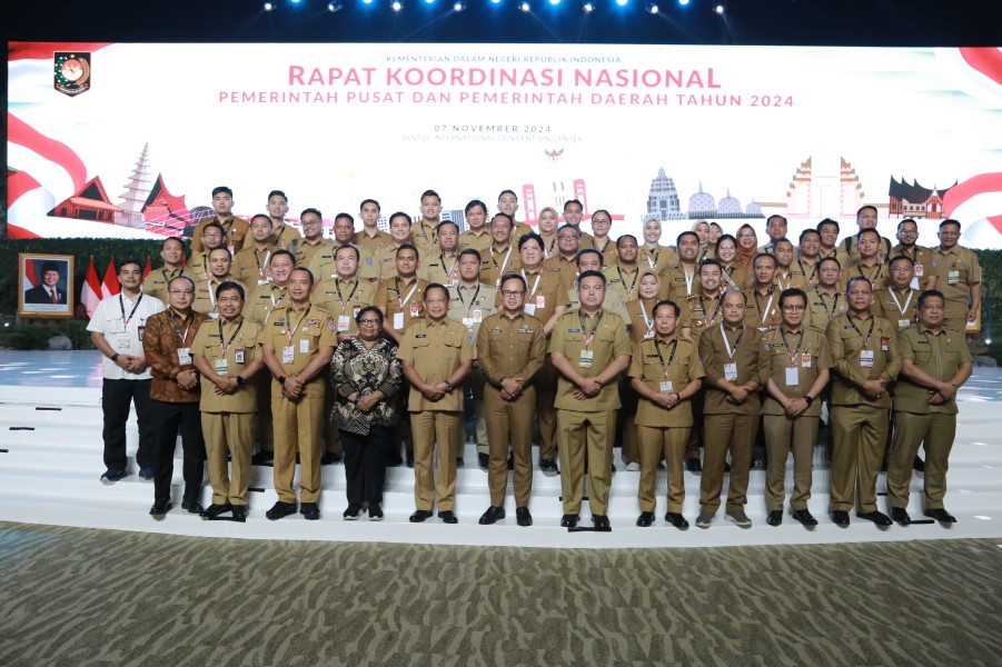 Hadiri Rakornas Pemerintah Pusat dan Daerah, Pj Walikota Pekanbaru: Pemko Pekanbaru siap Mendukung dan Menyukseskan Program Asta Cita