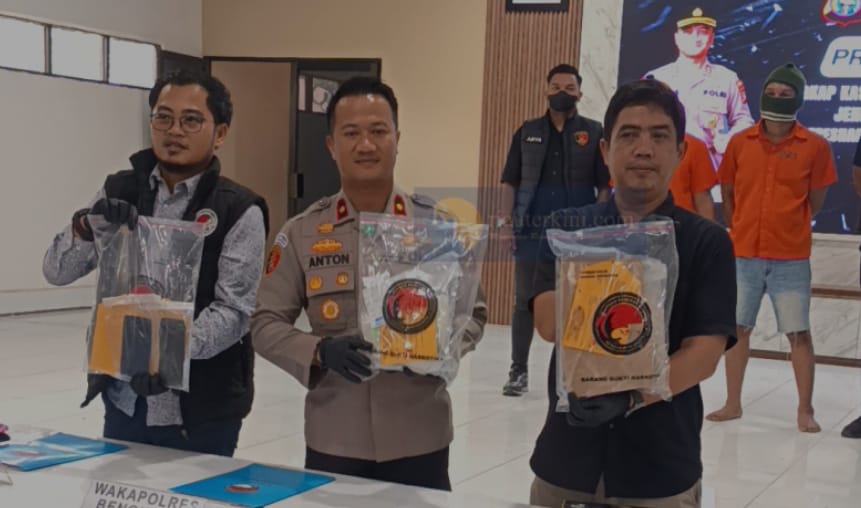 Polres Bengkalis dan BC Dumai Bongkar Jaringan Narkoba Internasional, Barang Bukti Hampir 1 Kg
