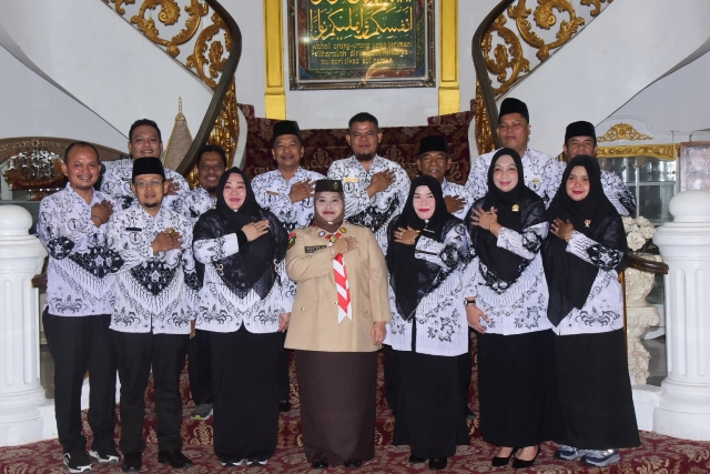 Audiensi dengan PGRI, Kasmarni Fokus Tingkatkan Mutu Pendidikan
