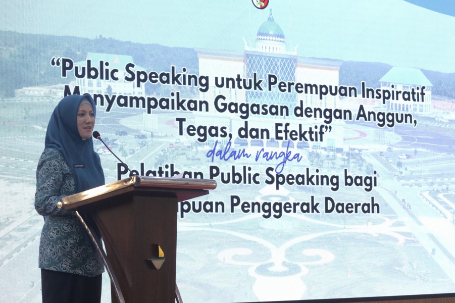Ketua TP PKK Pekanbaru Buka Pelatihan Public Speaking, Kepribadian dan Motivasi TP PKK dan Posyandu