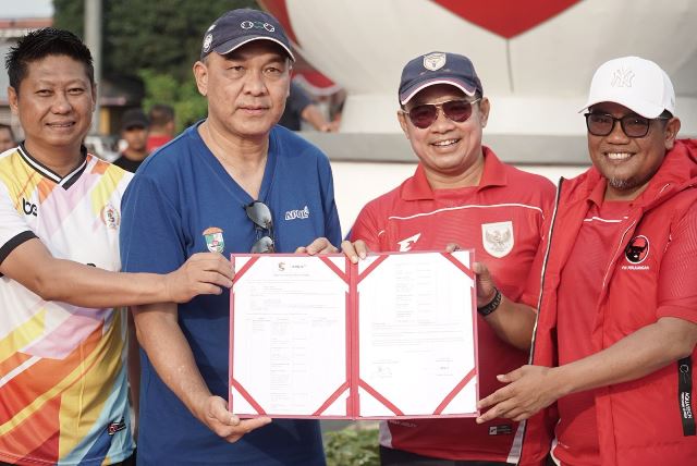 Warga Sambut Meriah Peresmian Lapangan Mini Soccer dan RTH Baru di Pangkalan Kerinci