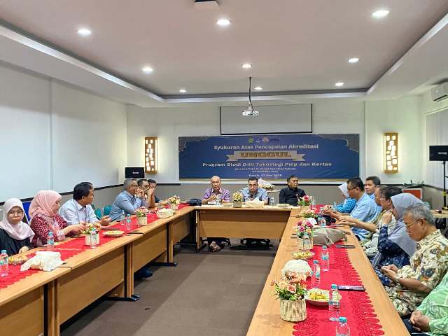 Program Studi Teknologi Pulp dan Kertas UNRI Raih Akreditasi Unggul, Perkuat Kolaborasi dengan Dunia Industri