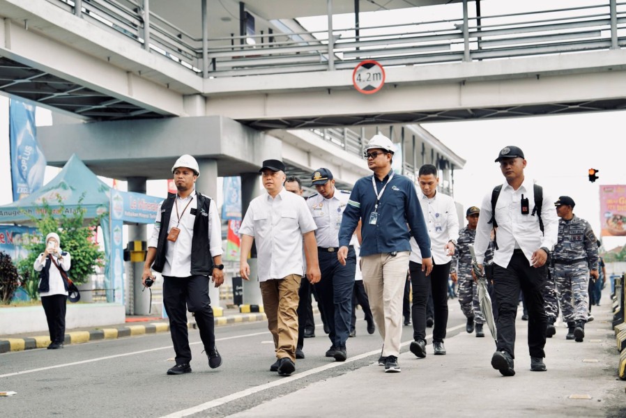 ASDP Tambah Kapasitas Parkir dan Kapal di Pelabuhan Ketapang untuk Kelancaran Arus Balik Nataru