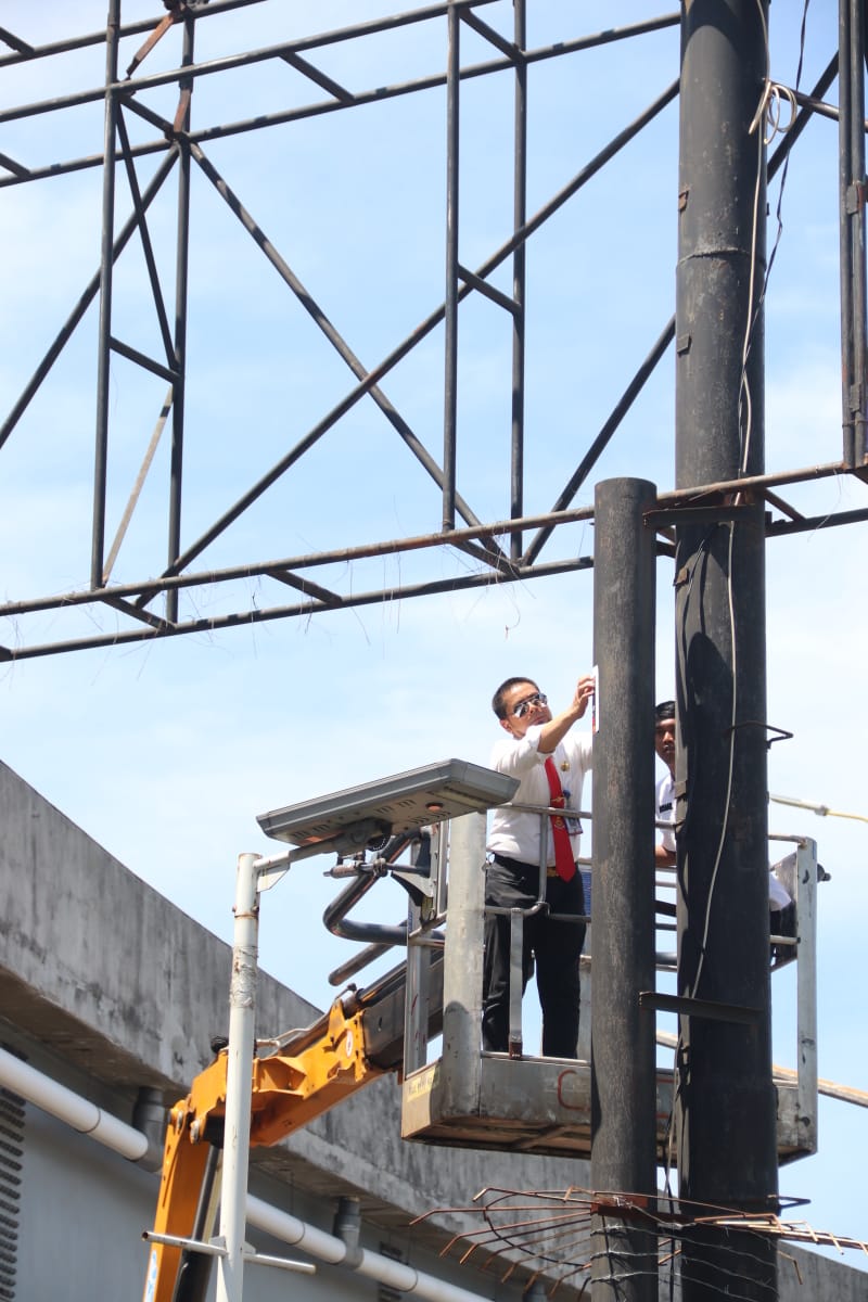 Satpol PP Kota Pekanbaru Bersama Bapenda, Tindak Tegas Reklame Ilegal