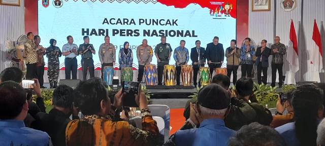 Kepercayaan Kepada Hendry Ch Bangun Makin Nyata