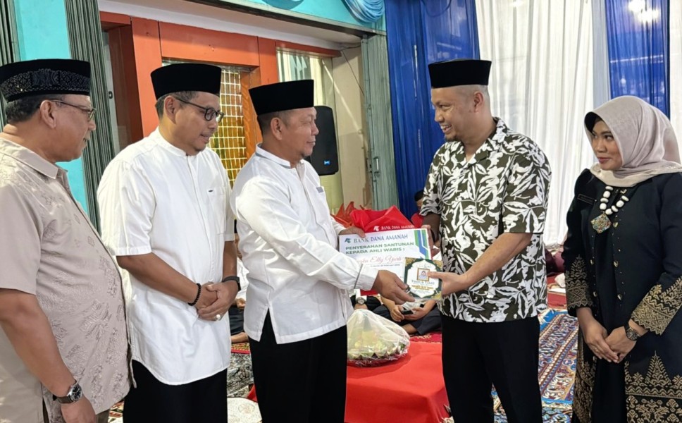 Mewakili Bupati, Sekda Pelalawan Hadiri Perayaan HUT ke-17 PT BPR Dana Amanah