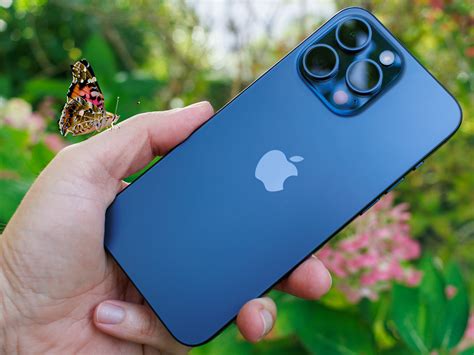Amerika Serikat, kembali bersiap meluncurkan produk terbarunya, yakni iPhone SE 4. Seiring dengan semakin sengitnya persaingan di pasar smartphone, Apple terus berinovasi untuk menarik minat konsumen