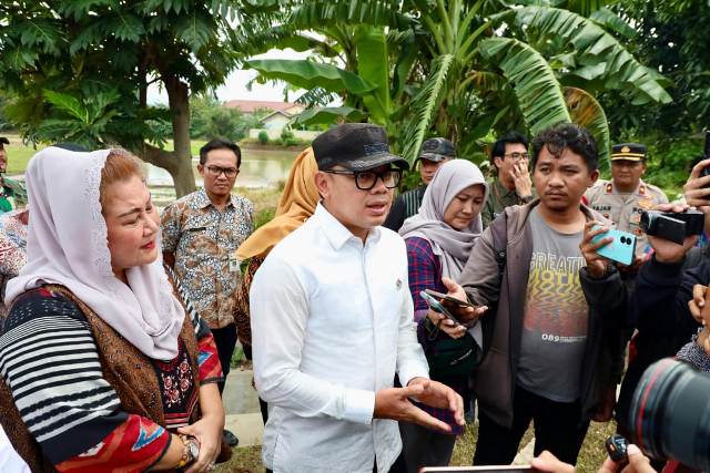 Genjot Hasil Produksi Panen, Wamendagri Bima Arya Cek Kondisi Irigasi di Jawa Tengah