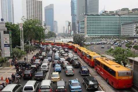 Pemanfaatan Optimal Jalur Trans-Jakarta dan MRT Ditekankan: Jauhi Kanibalisasi Layanan Transportasi Publik