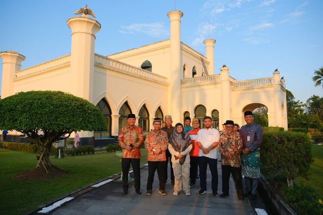 Kunker ke Siak, Hendry Munief dan Bupati Afni Gagas Kawasan Strategis Pariwisata Nasional (KSPN) Kota Siak