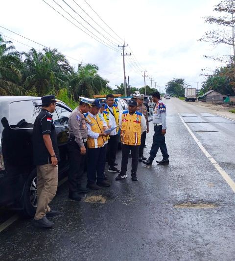 Polda Riau dan Instansi Terkait Inspeksi Jalintim, Antisipasi Kerusakan Jalan Saat Mudik
