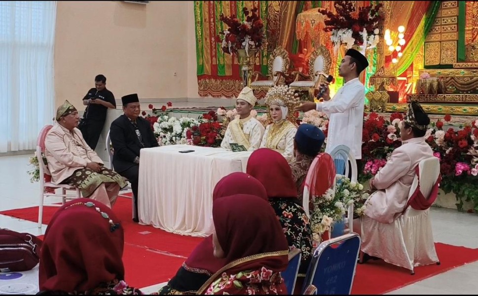 Putri Ketiga Ketua JMSI Riau Menikah, UAS Sampaikan Nasihat Rumah Tangga
