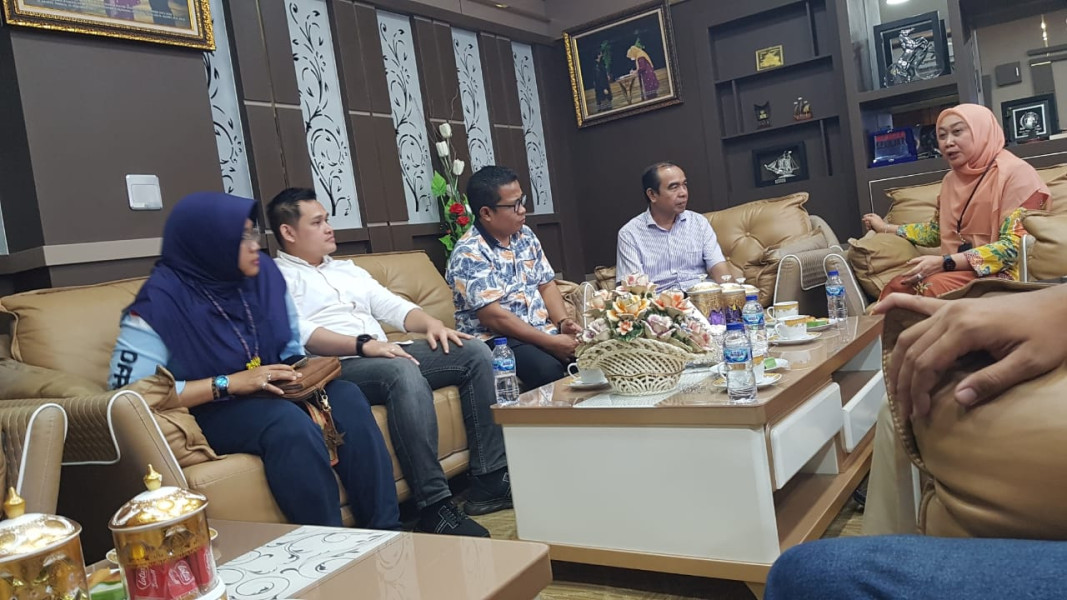 Panitia Bertemu Rektor dan Sampaikan Rencana Silaturahmi Akbar Alumni, Prof Sri: Unri Siap Dukung dan Sukseskan
