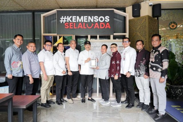 Audiensi dengan Mensos Berbuah Kabar Baik, Saifullah Yusuf Dijadwalkan Buka Pacu Jalur 2026 dan Resmikan Sekolah Rakyat di Kuansing