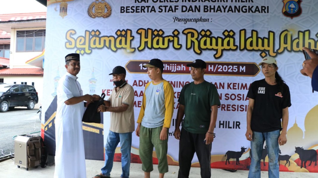 Di Momen Idul Adha 1446 H,Polres Inhil Berbagai Hewan Kurban Kepada Kaum Dhuafa dan Masyarakat yang Membutuhkan