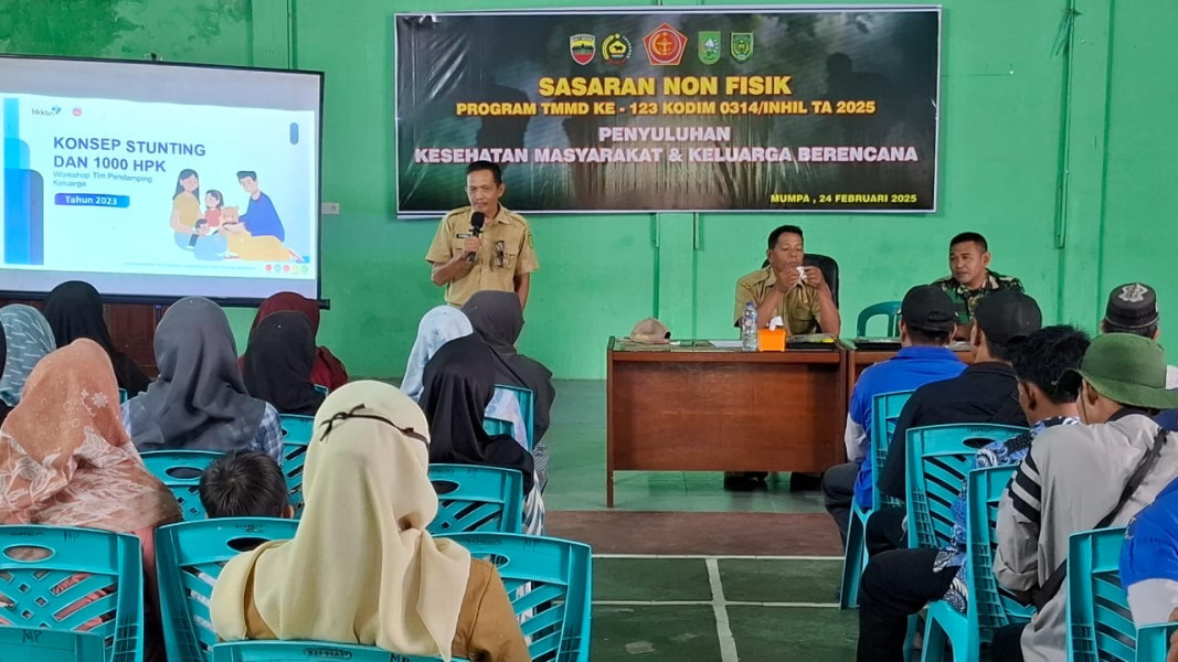 TMMD ke-123, Kodim 0314/Inhil Bersama DP2KBP3A Inhil Gelar Penyuluhan Kesehatan Masyarakat dan KB