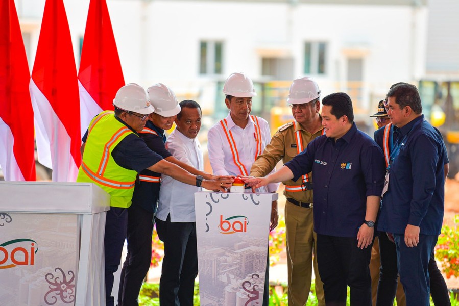 Jokowi Resmikan Tiga Proyek Penghiliran Mineral: Memulai Era Baru Industrialisasi Tambang di Indonesia