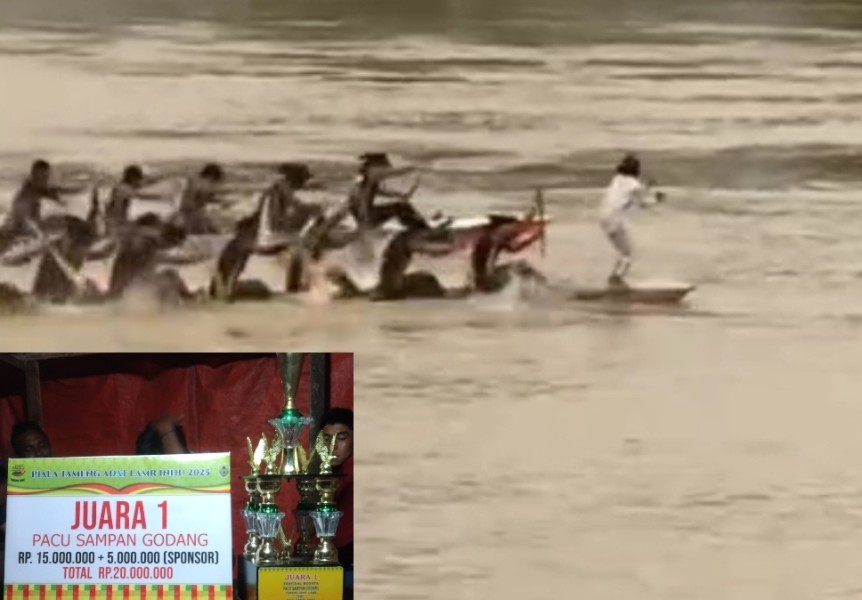 Sampan Godang Panglimo Rimbo Piako Raih Juara 1 Pacu Sampan Tameng Adat LAMR Inhu 2025