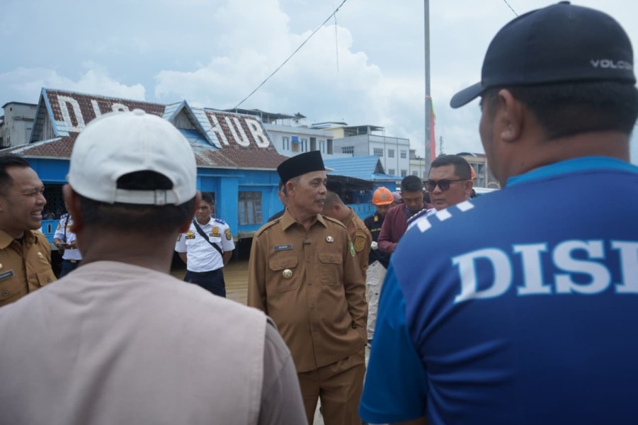 Kapal Feri Dumai Line 8, yang disiapkan Pemerintah Daerah (Pemda) Indragiri Hilir (Inhil) untuk armada Jemaah Haji telah tiba di Tembilahan, pada Senin (27/4) siang.