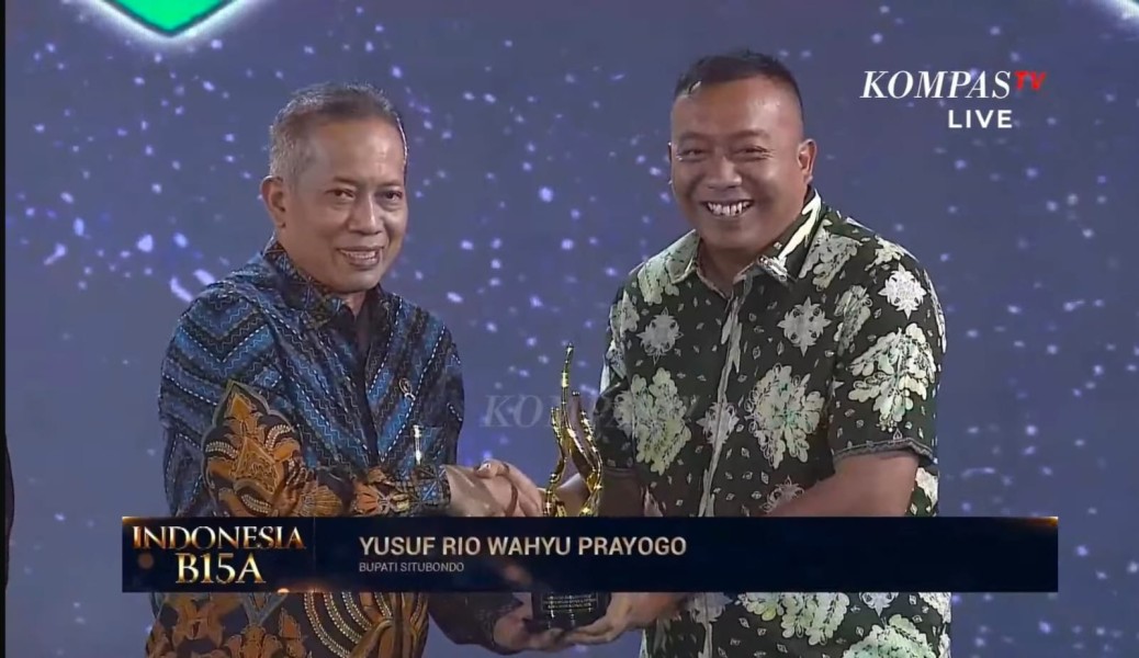 Situbondo Raih Dua Penghargaan, Mas Rio dan Mbak Ulfi Terima Award