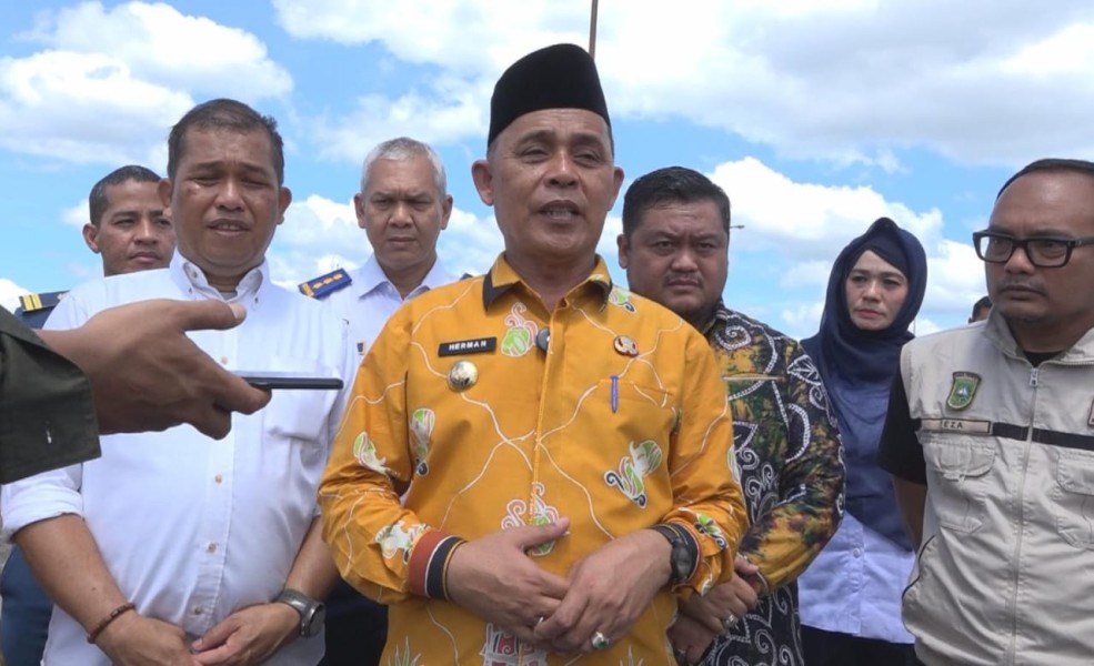 Harga Kelapa Turun, Bupati Inhil: Kita Upayakan Kran Eskpor dan Standarisasi Harga