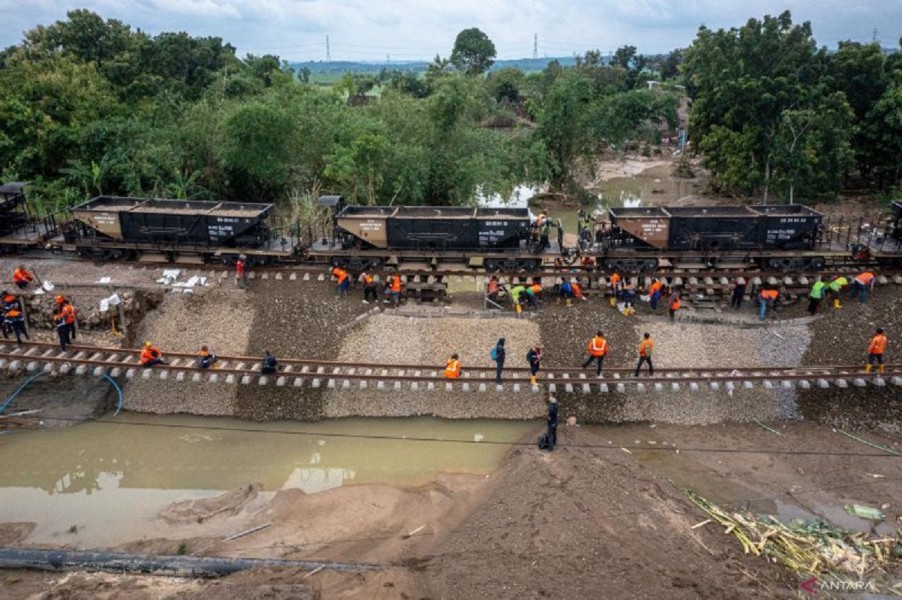 Banjir di Grobogan, KAI Batalkan Delapan Perjalanan Kereta dan Alihkan Rute