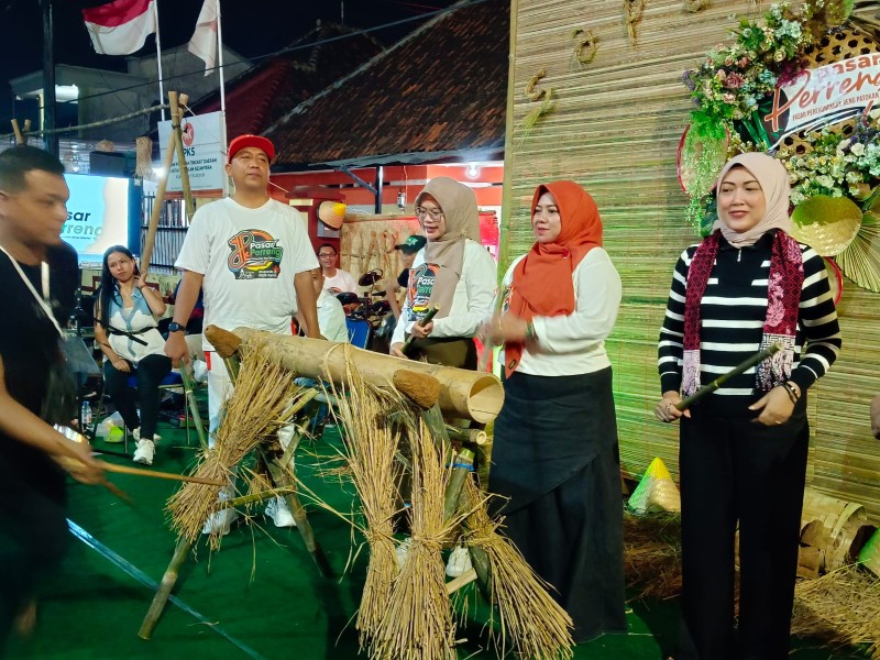 Pasar Pereng Kembali Aktif, Bupati Situbondo Dukung Keberagaman dan UMKM