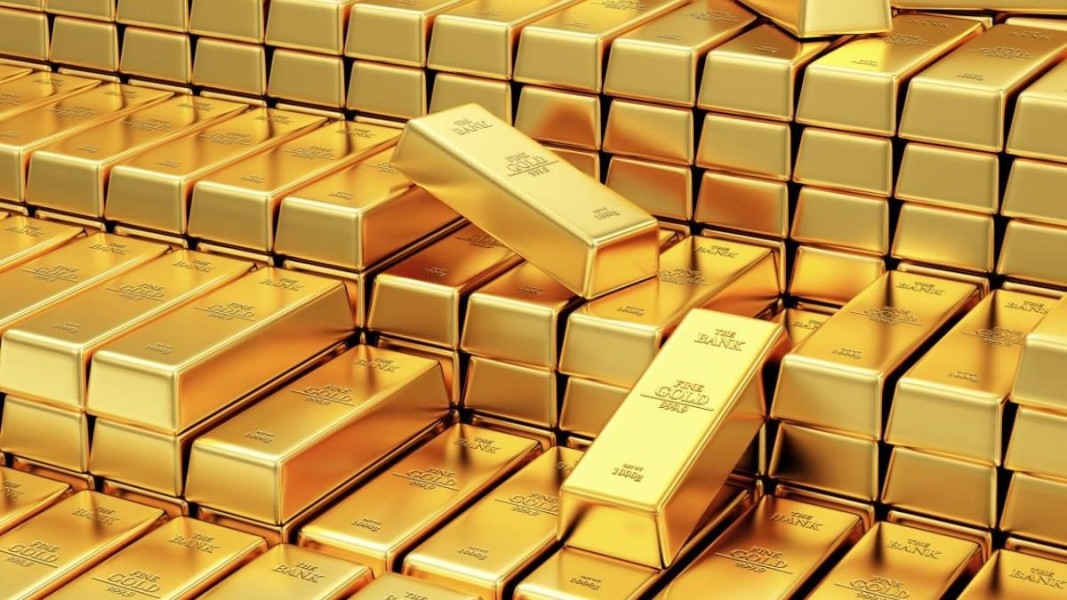 Harga Emas Cetak Rekor Tertinggi di Tengah Ketegangan Tarif Trump