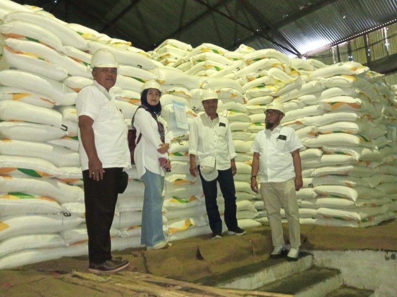 Ribuan Ton Gula Petani PG Panji Tak Laku, Petani Terancam Bangkrut