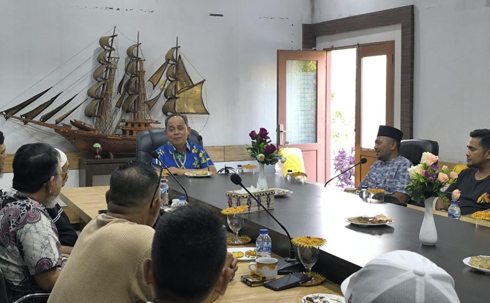 Bupati Herman Sambut Para Pedagang, Bahas Rencana Revitalisasi Pasar di Tembilahan