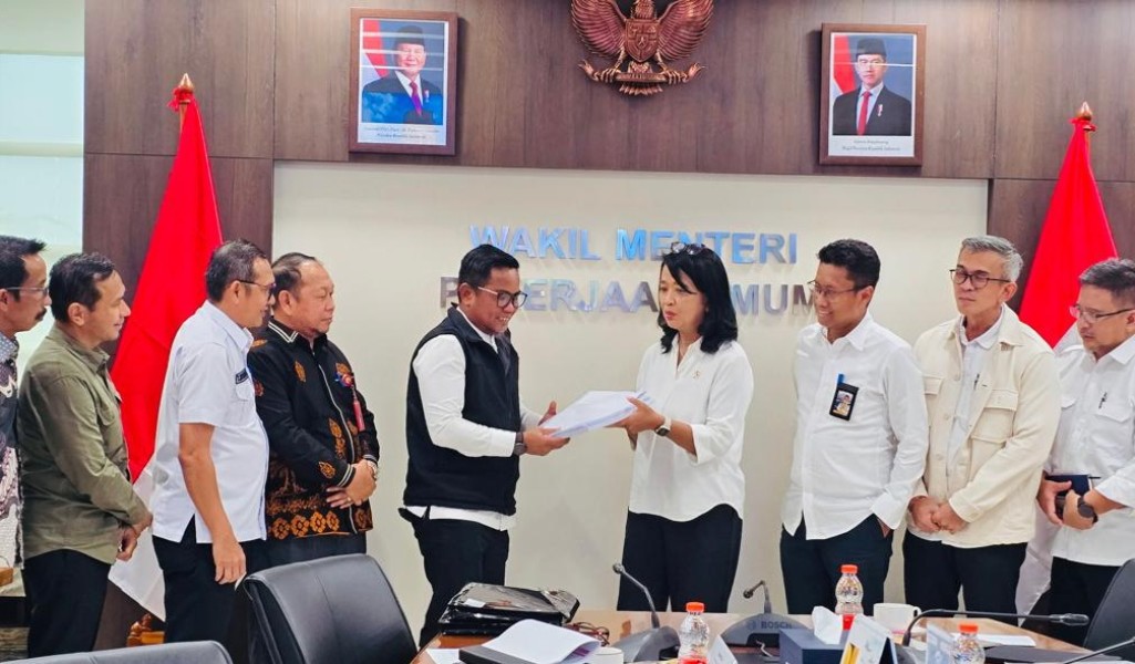 Langkah Strategis Bupati Zukri, Temui Wamen PU Demi Percepatan Infrastruktur Pelalawan