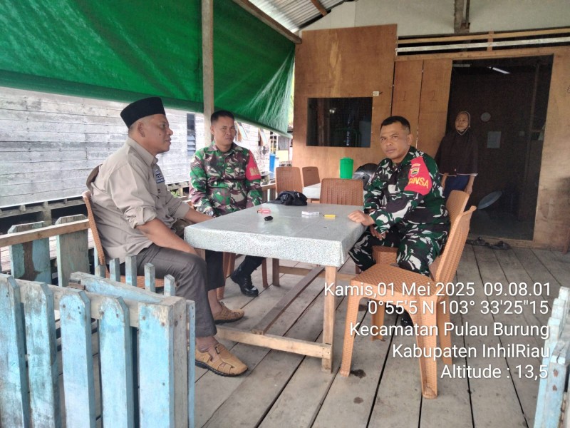 Babinsa Koramil 11/PBR Tingkatkan Koordinasi dengan Kepala Desa Dukung Pembangunan