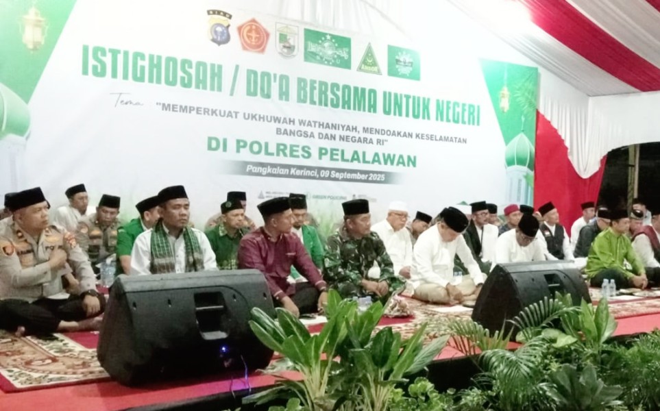 Polres Pelalawan Gelar Istighosah dan Doa Keselamatan Bangsa, Dihadiri Bupati dan Wakil