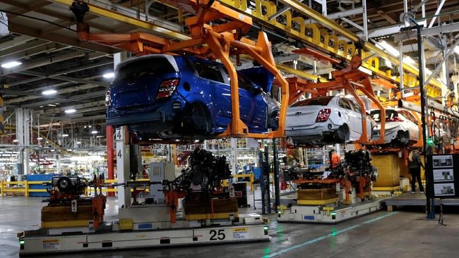 Dampak Kebijakan Tarif Trump: Tantangan dan Peluang bagi Emiten Komponen Otomotif Indonesia