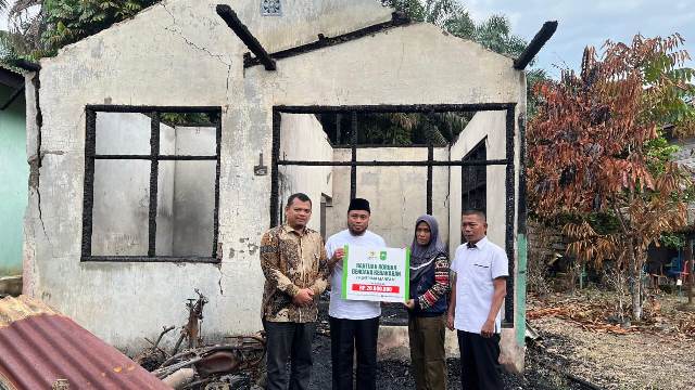 Kebakaran Hancurkan Segalanya, Bantuan BAZNAS Riau Jadi Cahaya di Tengah Duka