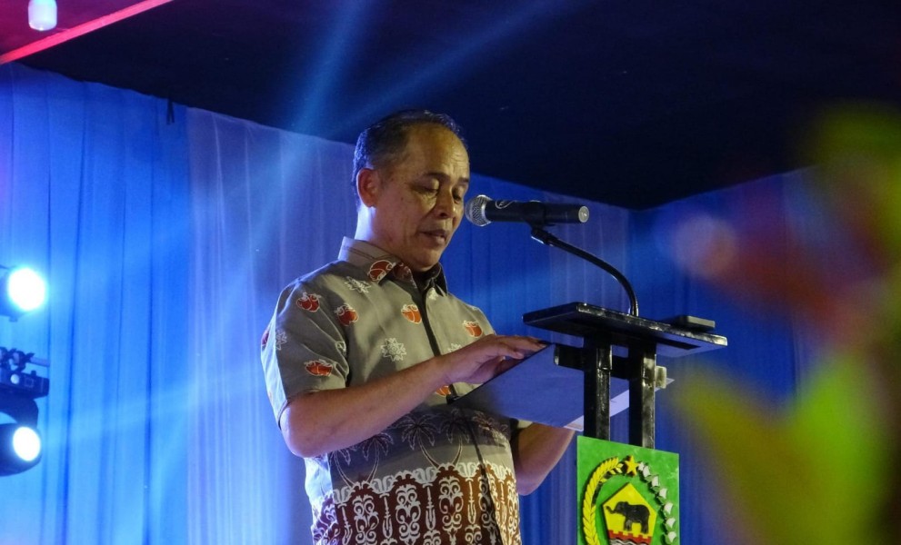 Ribuan Warga Padati Lapangan Gajah Mada, Bupati Inhil Hadiri Malam Puncak HUT TNI ke-80