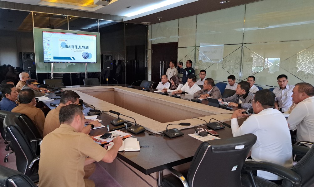 Upaya Penanggulangan Banjir, Bupati Zukri Gelar Pertemuan Strategis bersama BWS Sumatera III