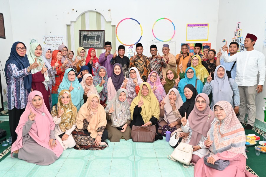 Program Kesejahteraan Paslon Abdul Wahid-SF Hariyanto Dapat Respon Positif Guru MDA Riau