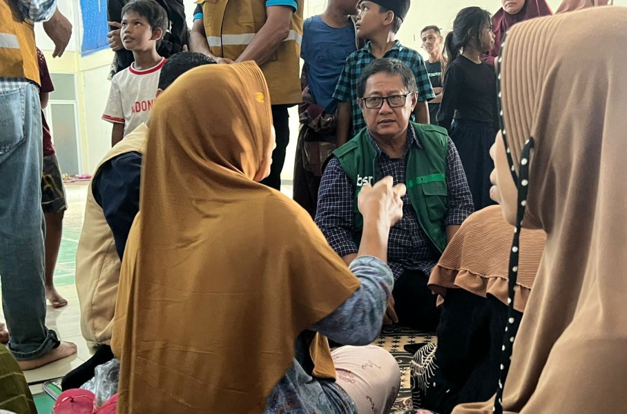 Direktur Utama BSN Serahkan Bantuan Kemanusiaan Rp1,35 Miliar di Aceh