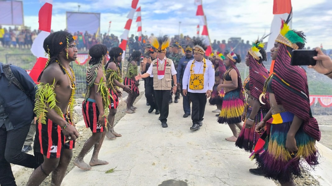 Peresmian Gudang Logistik di Puncak Papua: Solusi Efektif Hadapi Bencana Hidrometeorologi