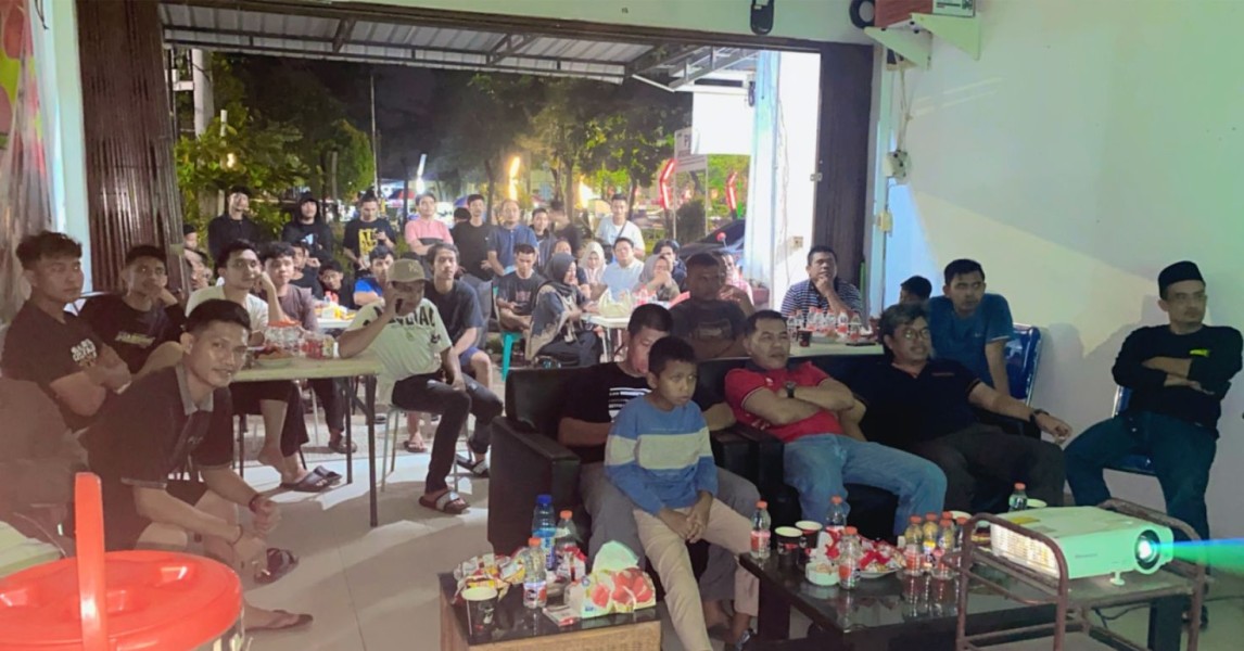 Seru dan Meriah! SMSI Pelalawan Gelar Nobar Timnas Indonesia vs China