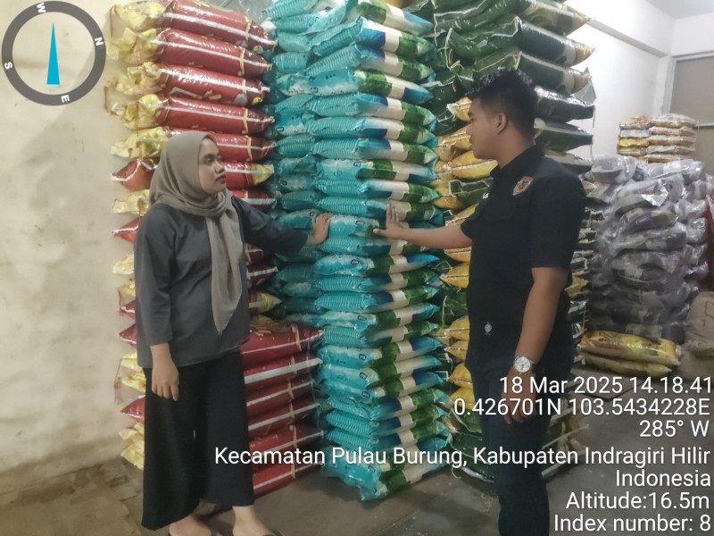 Kapolsek Pulau Burung Pastikan Harga Sembako Stabil Selama Ramadan