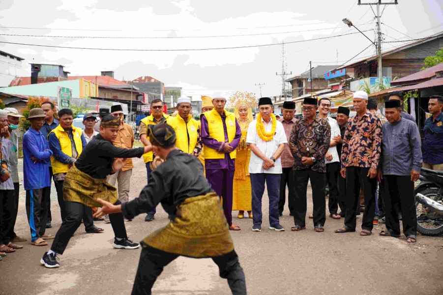 Masyarakat Rohil Ikut Kampanye Cagubri Nomor Urut 3, Siap Menangkan Syamsuar Dua Periode Pimpin Riau