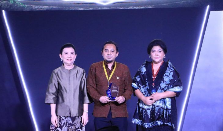 PLN ICON: Menjadi Teladan dengan Prestasi Besar di Annual Report Award