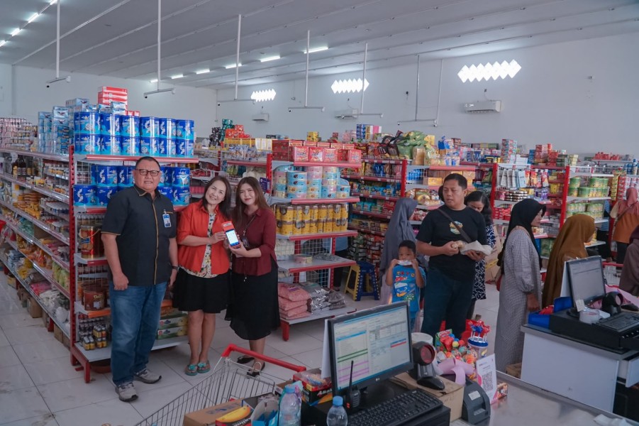 BRI BO Situbondo Dorong Transformasi Digital UMKM Melalui Penguatan Jaringan Merchant EDC