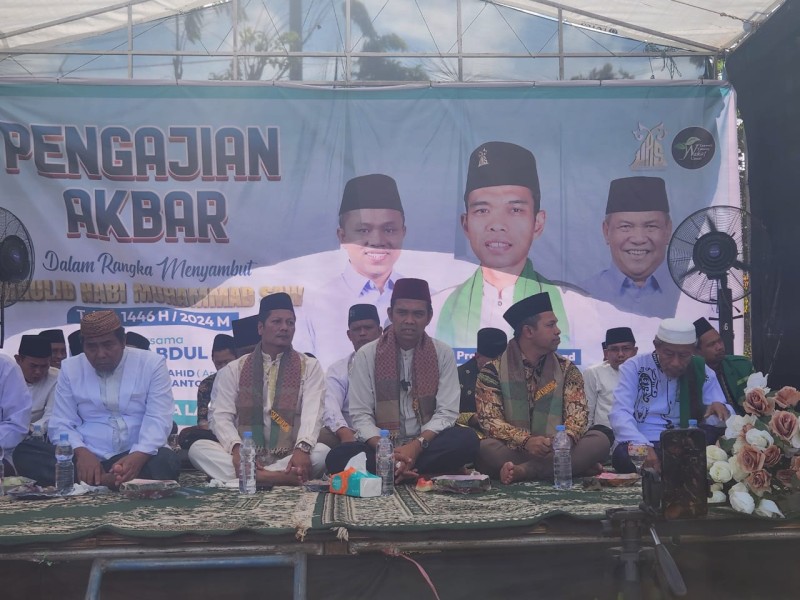 Tak Hanya Kajian UAS, Ribuan Masyarakat Kuansing Juga Ingin Bertemu Cagubri Abdul Wahid